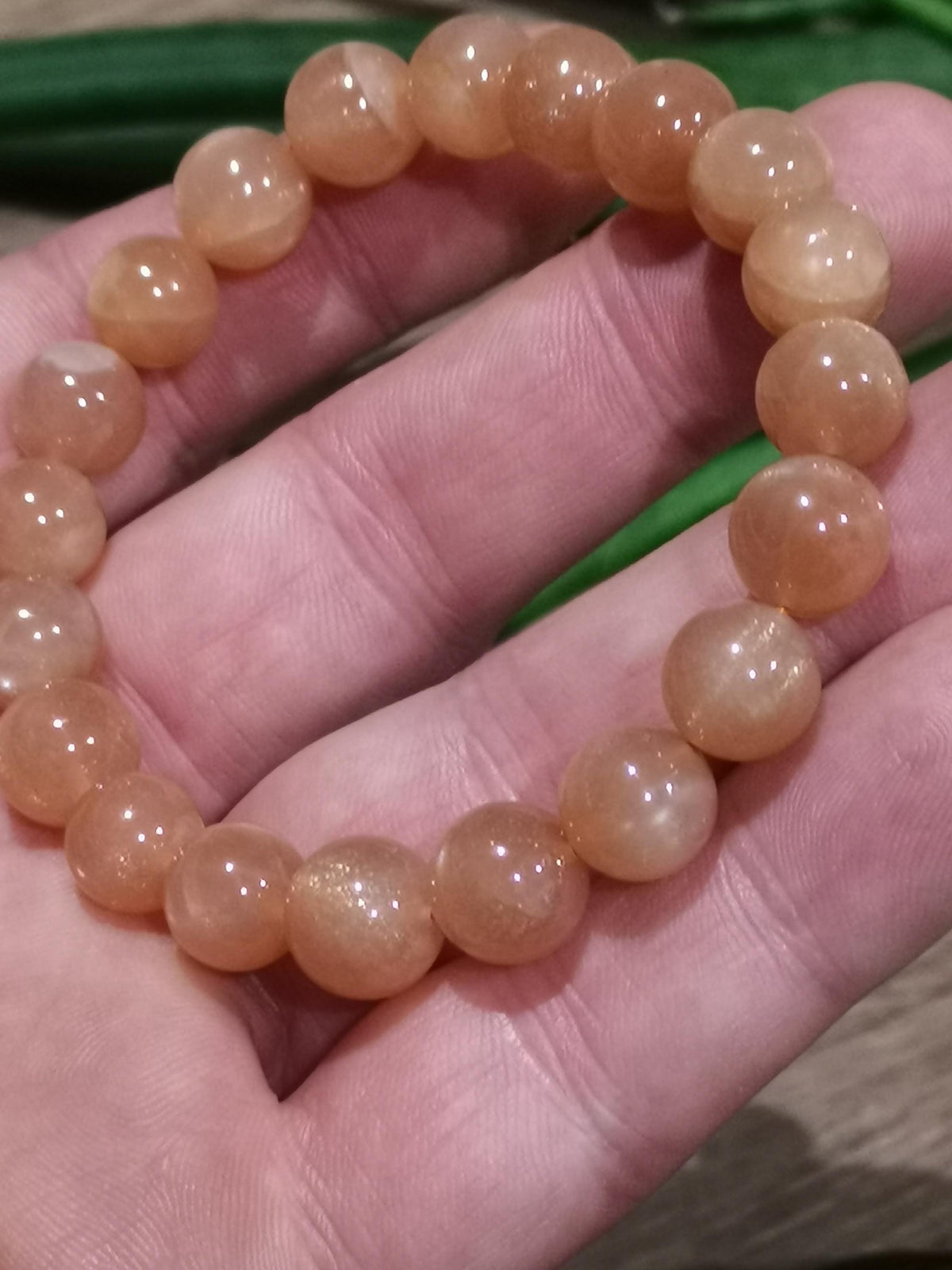 Bracciale in pietra del sole (eliolite) – Perle da 10 mm – AA+