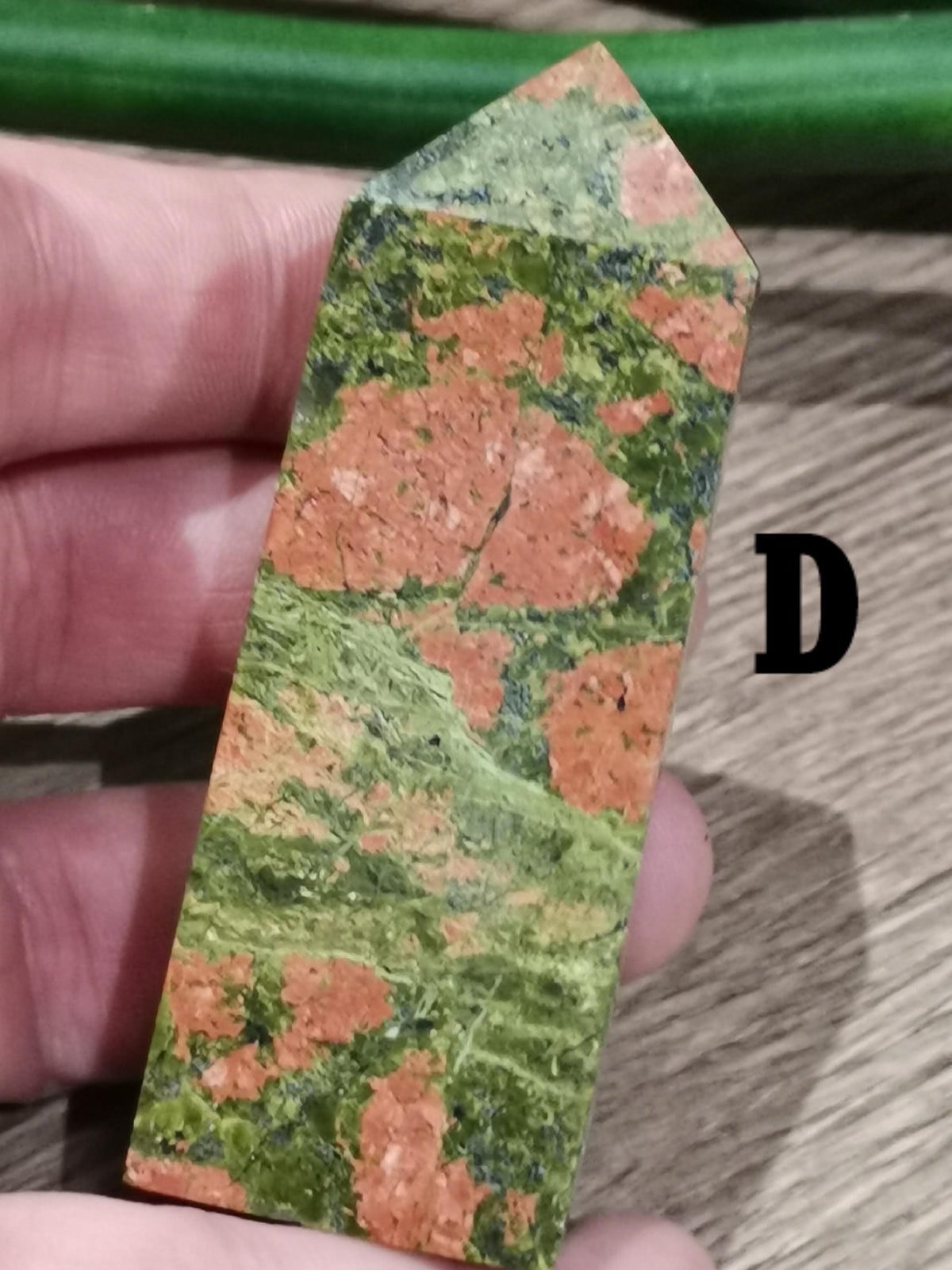 Unakita – Obeliszek z kamienia naturalnego do wyboru