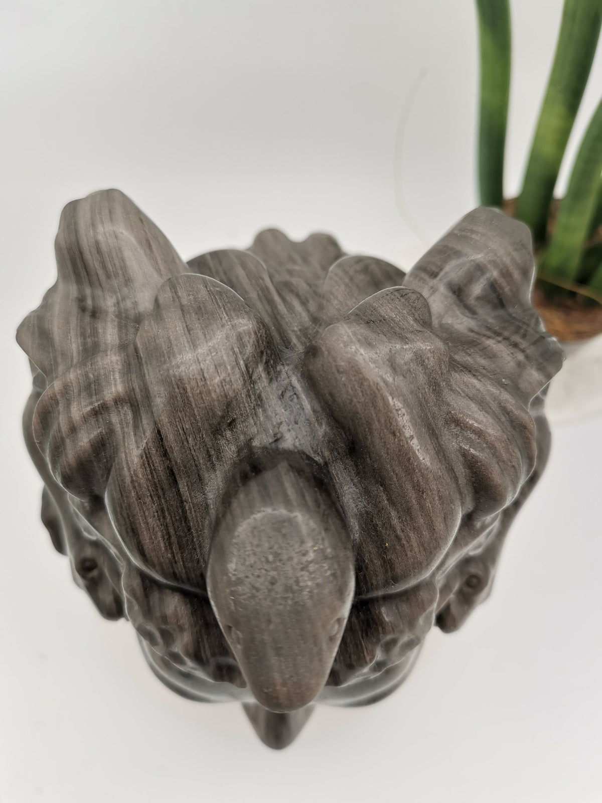 Ossidiana Argentata / Medusa / medusa / Scultura , Statua in pietra naturale da collezione / Mitologia