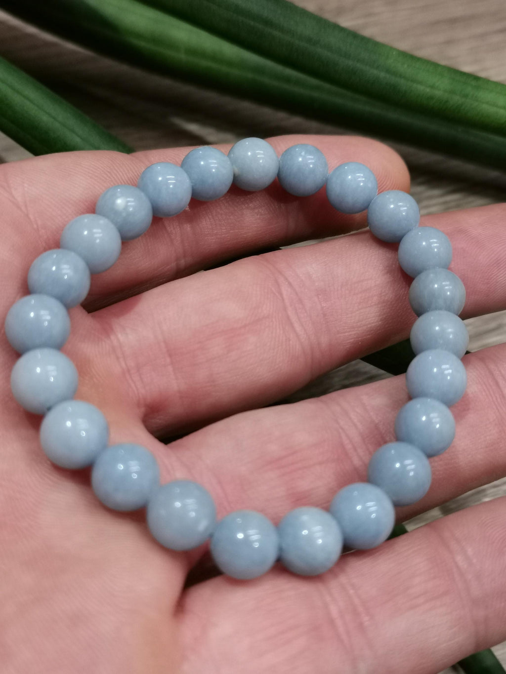 Pulseira em angelite azul, contas redondas de 8 ou 12 mm