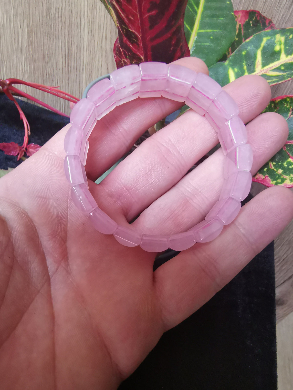 Quarzo rosa, perla rettangolare, pietra naturale dal bel colore omogeneo
