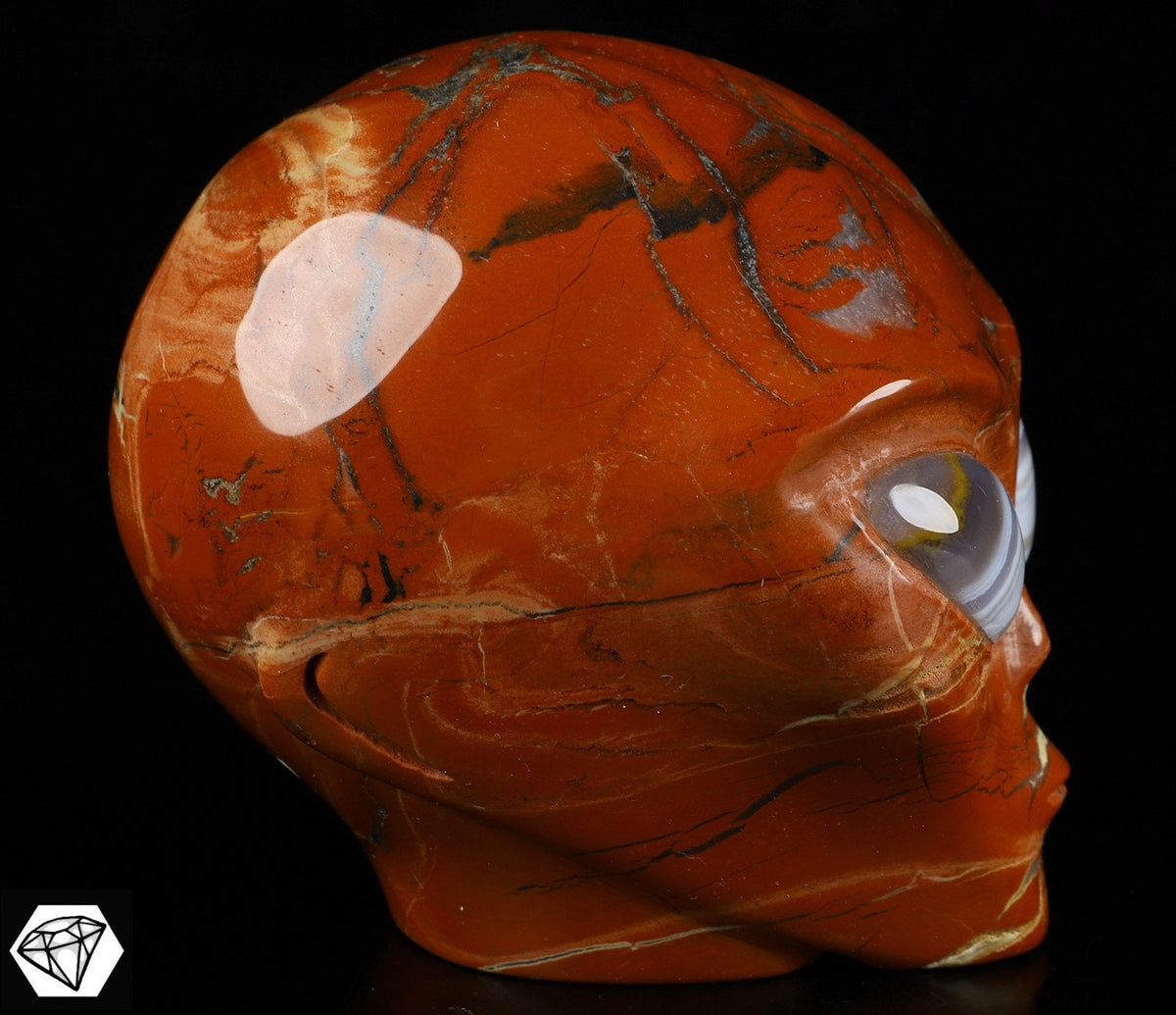 Crâne alien Roswell en jaspe rouge, yeux en agate rubanée · Pièce unique XL