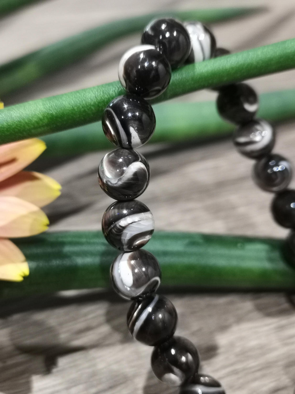 Coquillage Escargot Margarita Nouvelle trouvaille , Bracelet sur mesure au Choix  , Perle ronde de 8 Mm