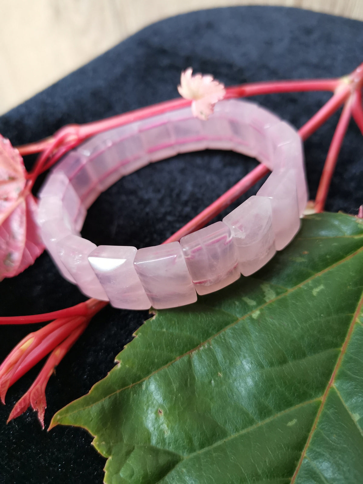 Quarzo rosa, perla rettangolare, pietra naturale dal bel colore omogeneo