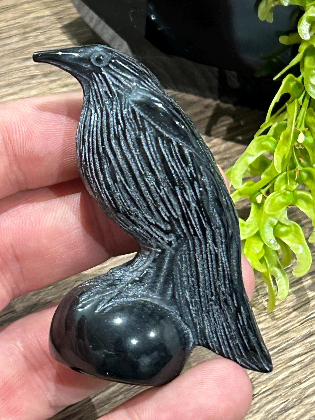 Vogelsculptuur 70 Gr , Raaf van Gepolijst Zwart Obsidiaan , Natuurlijke Vulkanische Steen