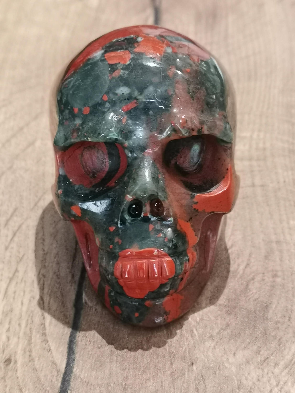 Jaspis heliotropowy / Afrykański krwawy jaspis / African blood stone, Rzeźba kryształowej czaszki 3,5 cala