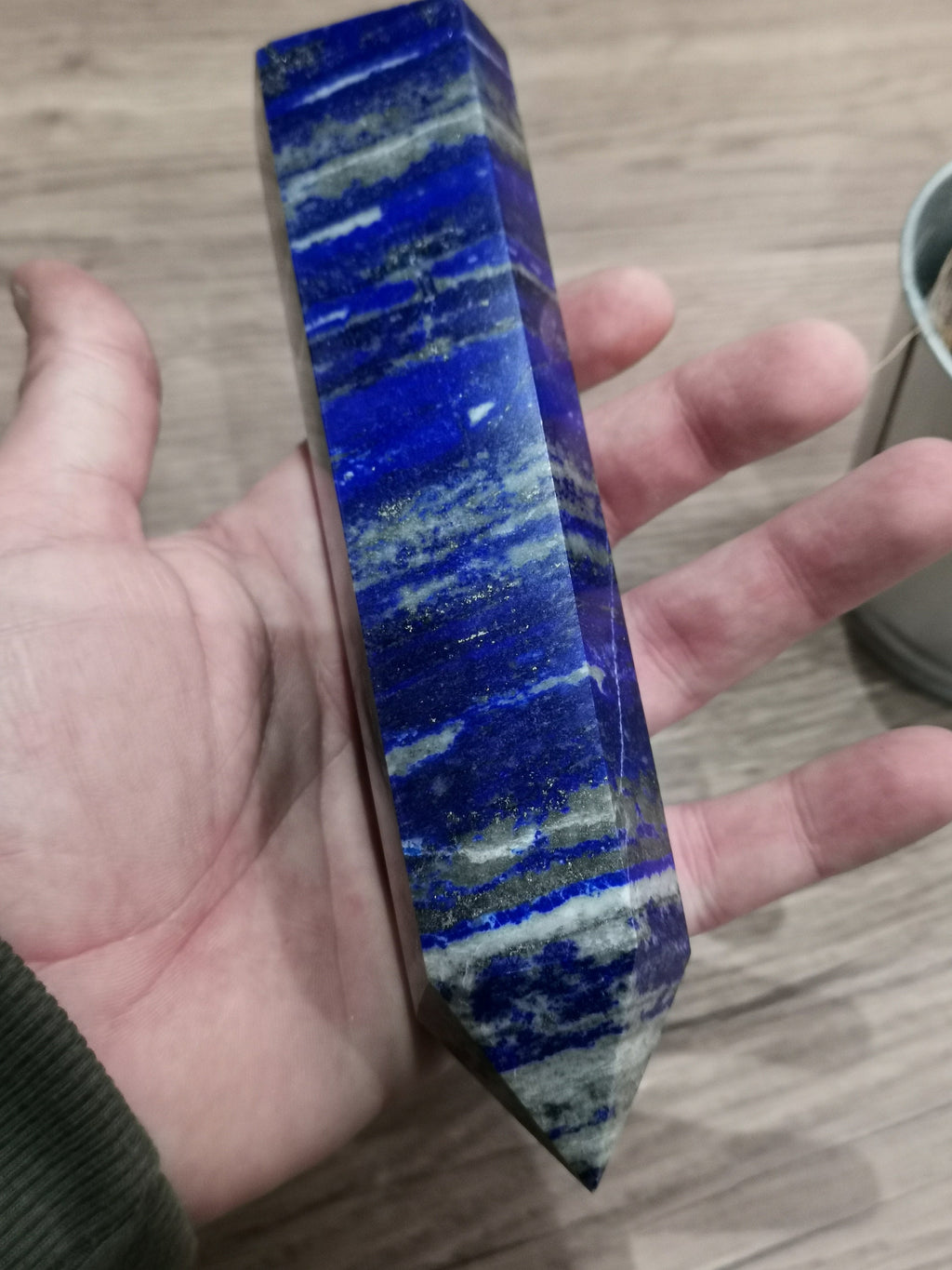 Lapis Lazuli , Pointe , Tour 640 gr , pierre d'ornement / lithothérapie