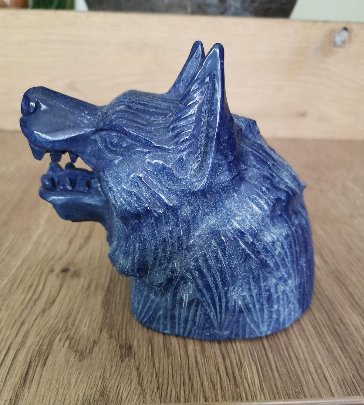WOLF , Skulptur /Statue , Blaue Aventurin  -> Naturstein AA
