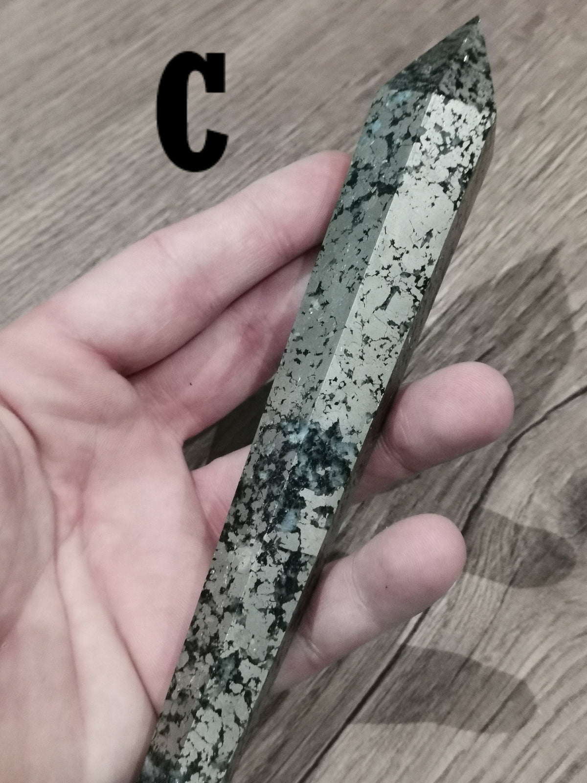 Käpp / Sceptre i pyrit från Peru / Slipade mineraler / Samlarobelisk / Helande spets