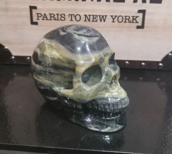 JADE Butter , Beurre Crâne en pierre naturelle , Mémento mori , Vanité