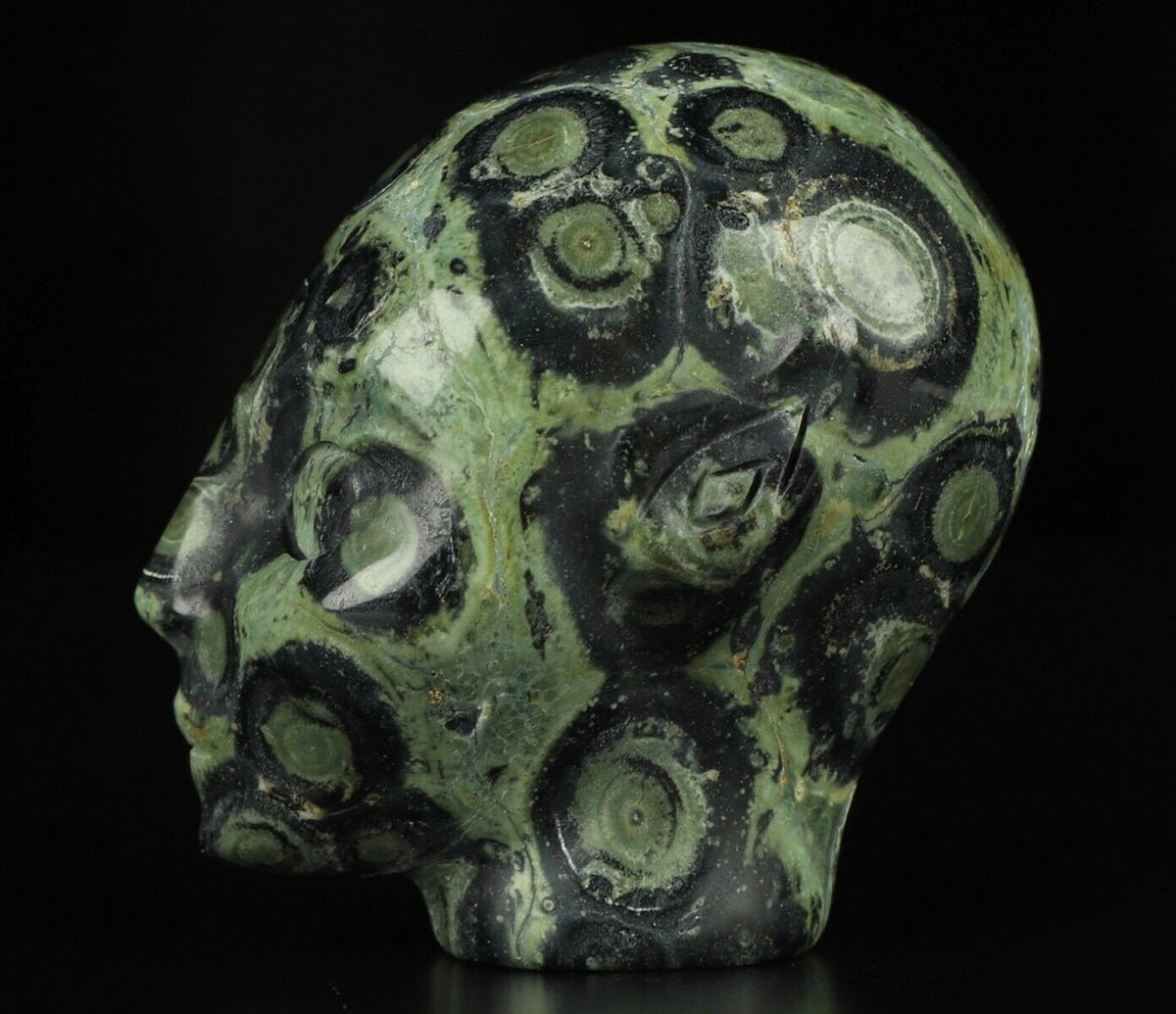 Jaspis met krokodillenleerstructuur , Kambaba-jaspis , Elf , fee , Avatar , natuurstenen sculptuur , bewerkte mineralen