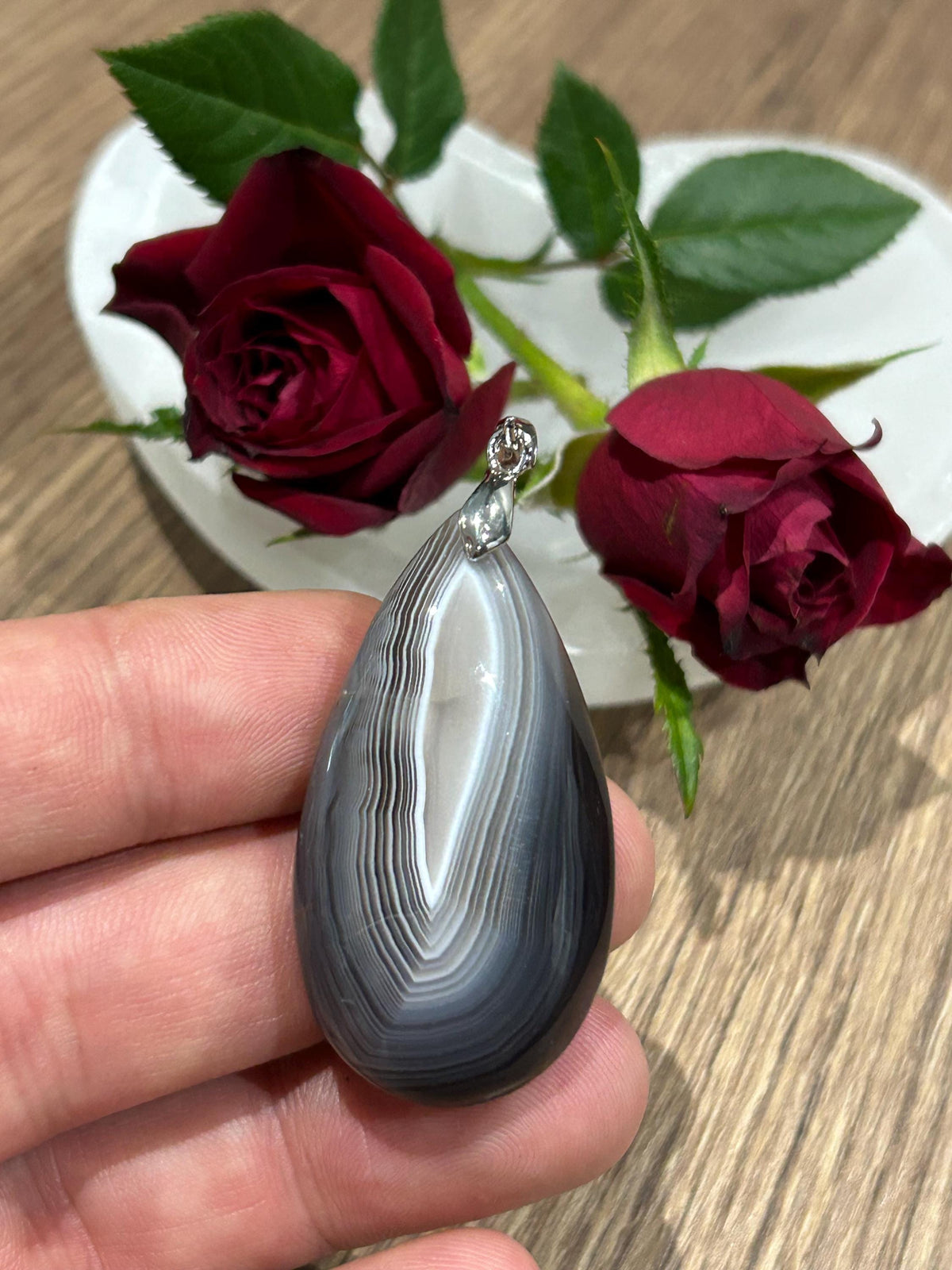 Pendentif goutte en agate du Botswana – 15 g