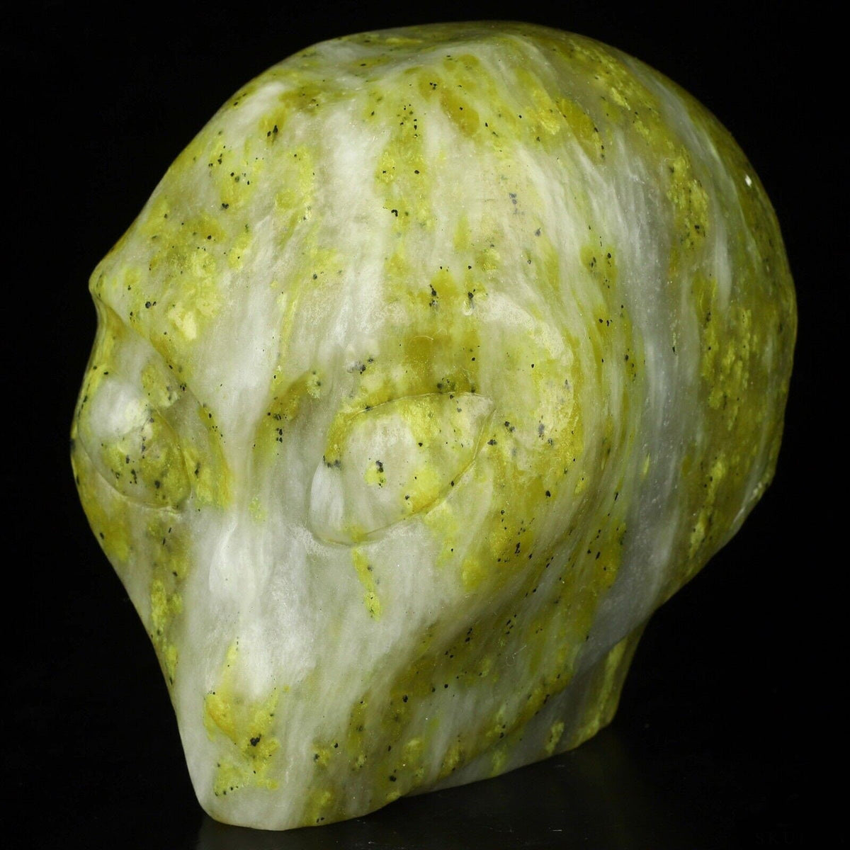 Crâne alien Roswell en serpentine d’Italie · Pierre naturelle XL