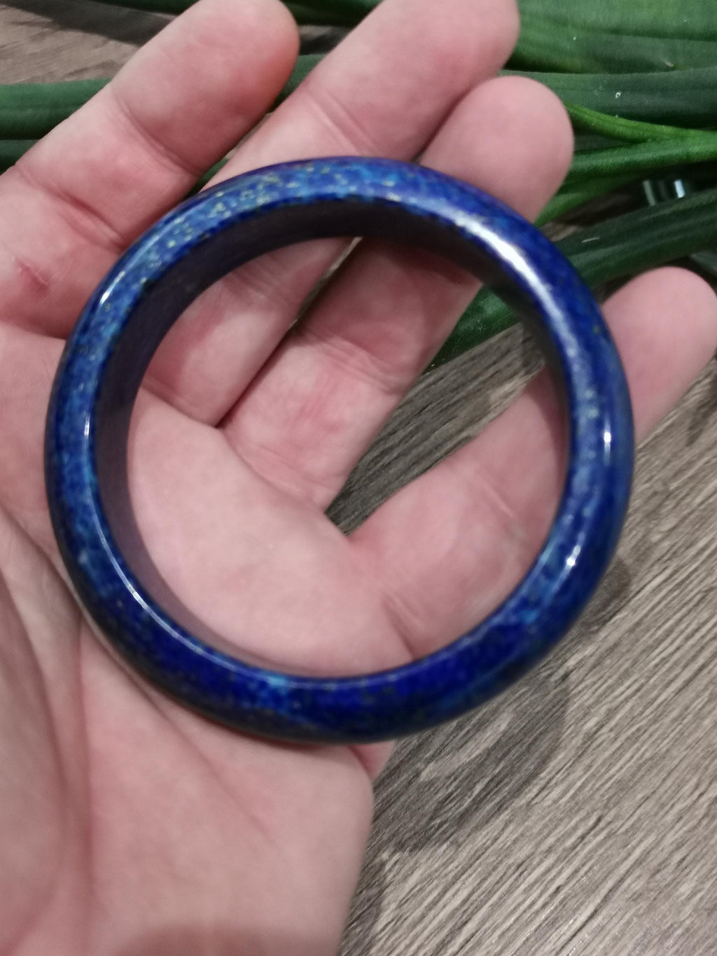 Lapis lazuli -- > Bracelet JONC rigide / Diamètre  intérieur 60 Mm , rare belle qualité, Pierre naturelle