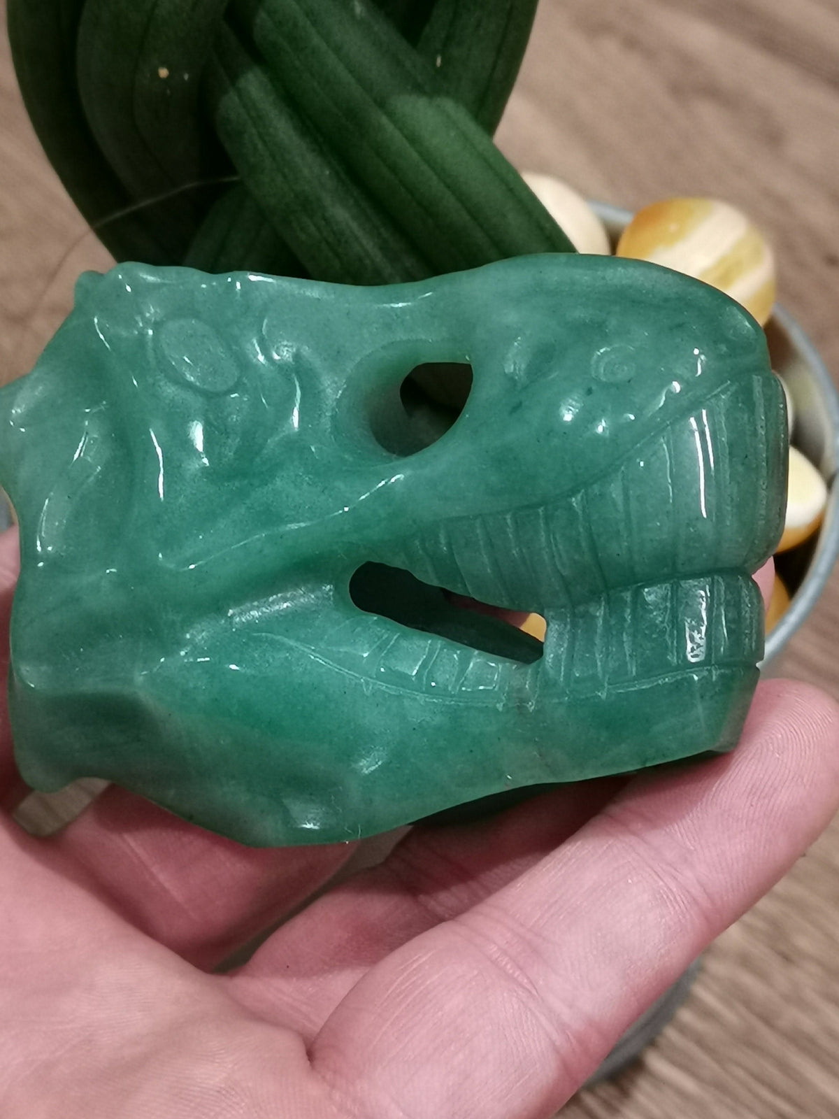 Tyrannosaurus / T REX -- > Sculptuur van obsidiaan MAHAHONA / Groene aventurijn, geslepen natuurstenen mineralen