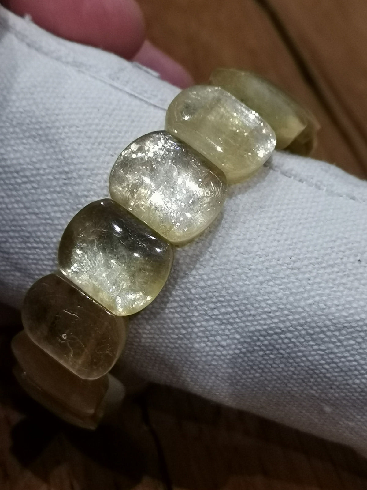 Pulseira com comprimento à medida / Mica OURO muscovita , Mica estrelada da mais alta qualidade , / mica dourada
