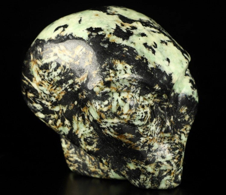 Jaspis genaamd FUIKWERK  , buitenaards  Roswell / verzamelobject van natuursteen / decoratie  Skull , Cranio , SchÄdel , Craneo