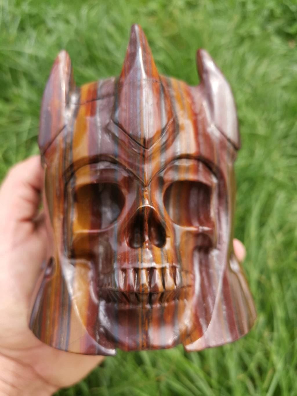 Standbeeld van een samoeraikrijger van tijgeroog / Meerkleurig / Collectie schedel van natuursteen, Crystal Skull