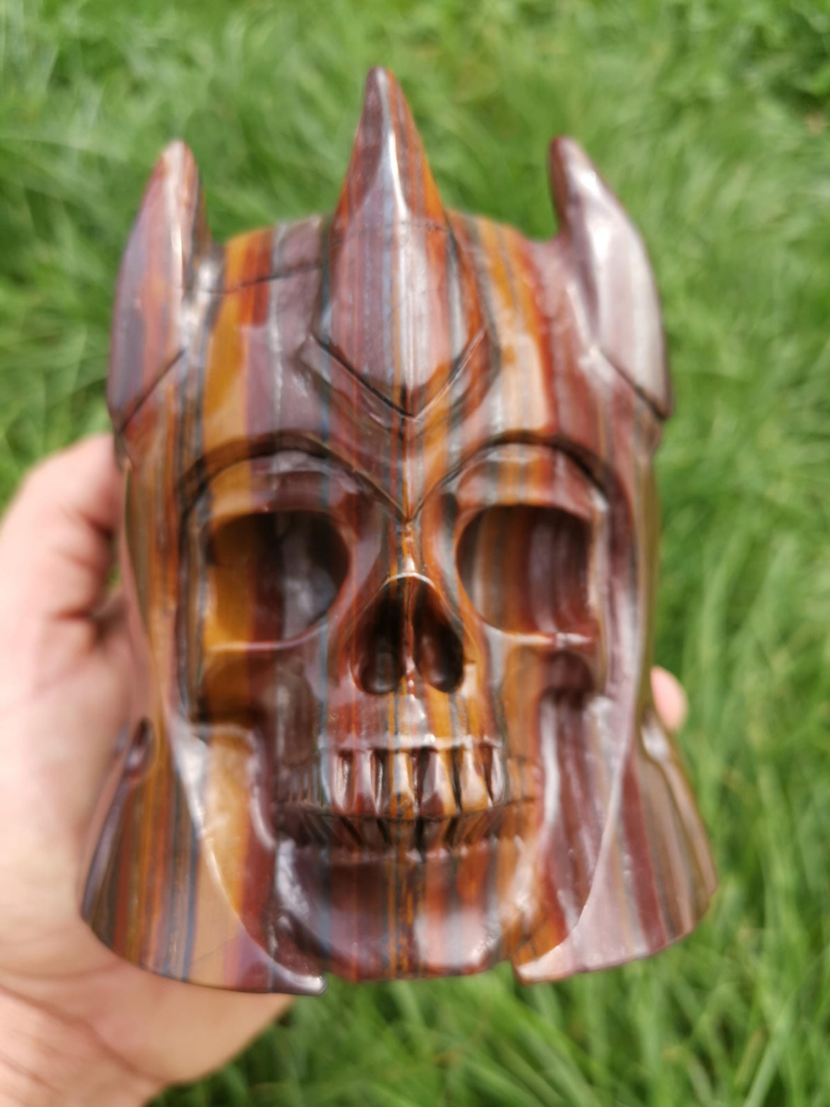 Rzeźba Wojownika Samuraj w Oku tygrydym / Wielokolorowa / Czaszka z kamienia naturalnego kolekcjonerska , Crystal Skull