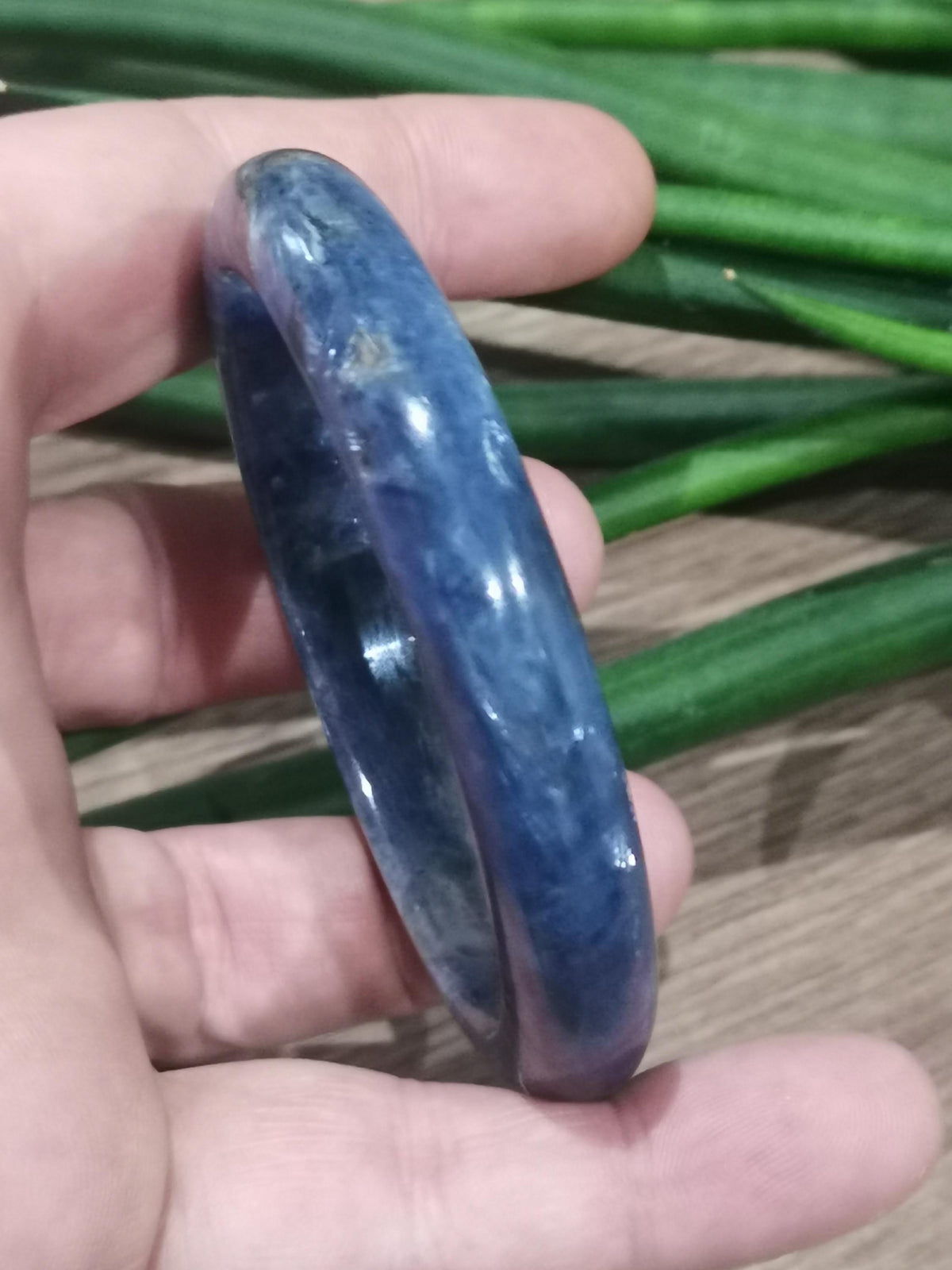 Baanarmband van cyaanite (kyanite) AA+ – Binnendiameter 61 mm