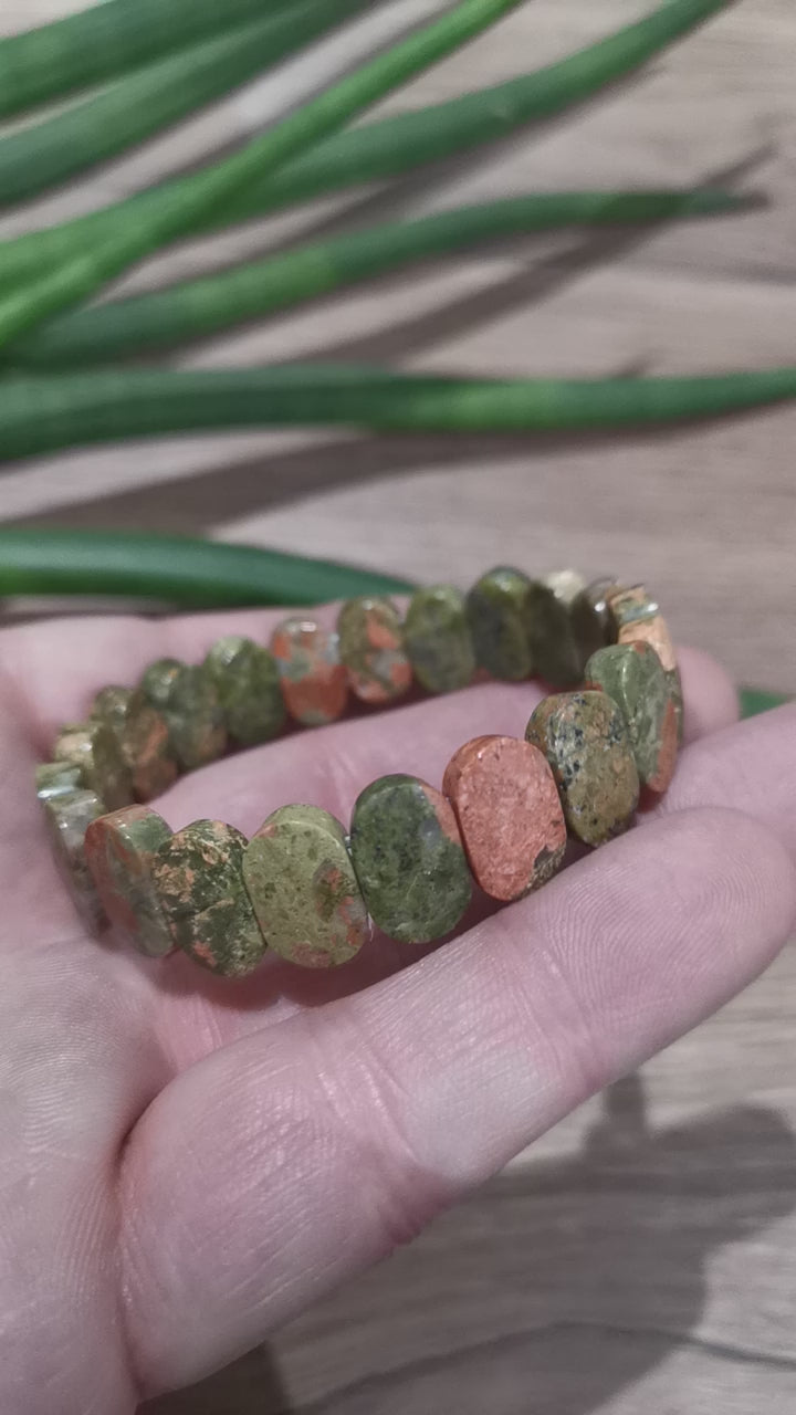 UNAKITE , Bracciale su misura in perla ovale sfaccettata da 14 x 9 mm