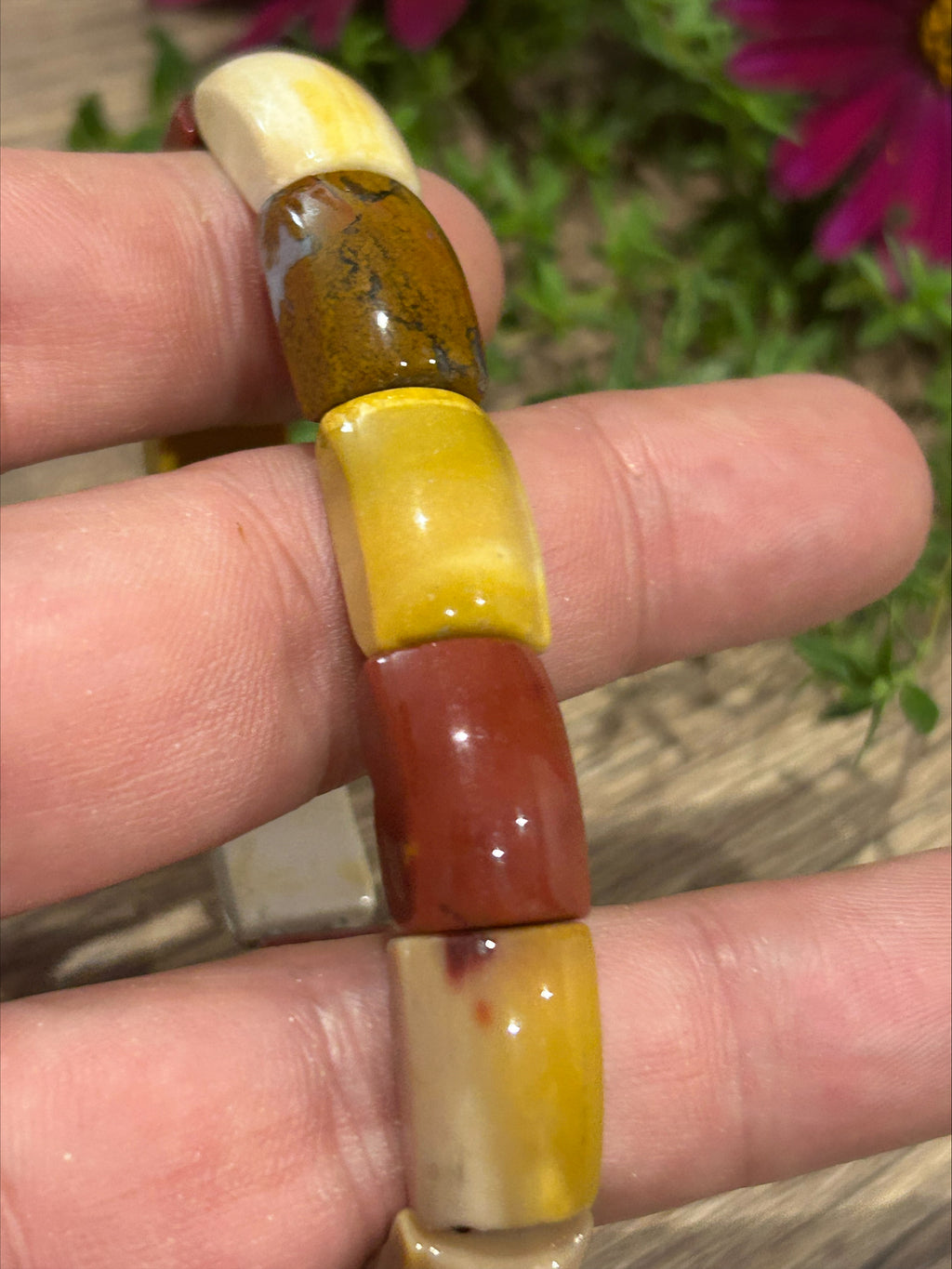 Minerals -> Mooka Jasper, mookaite / Rectangular bead bracelet, 17 x 10 mm