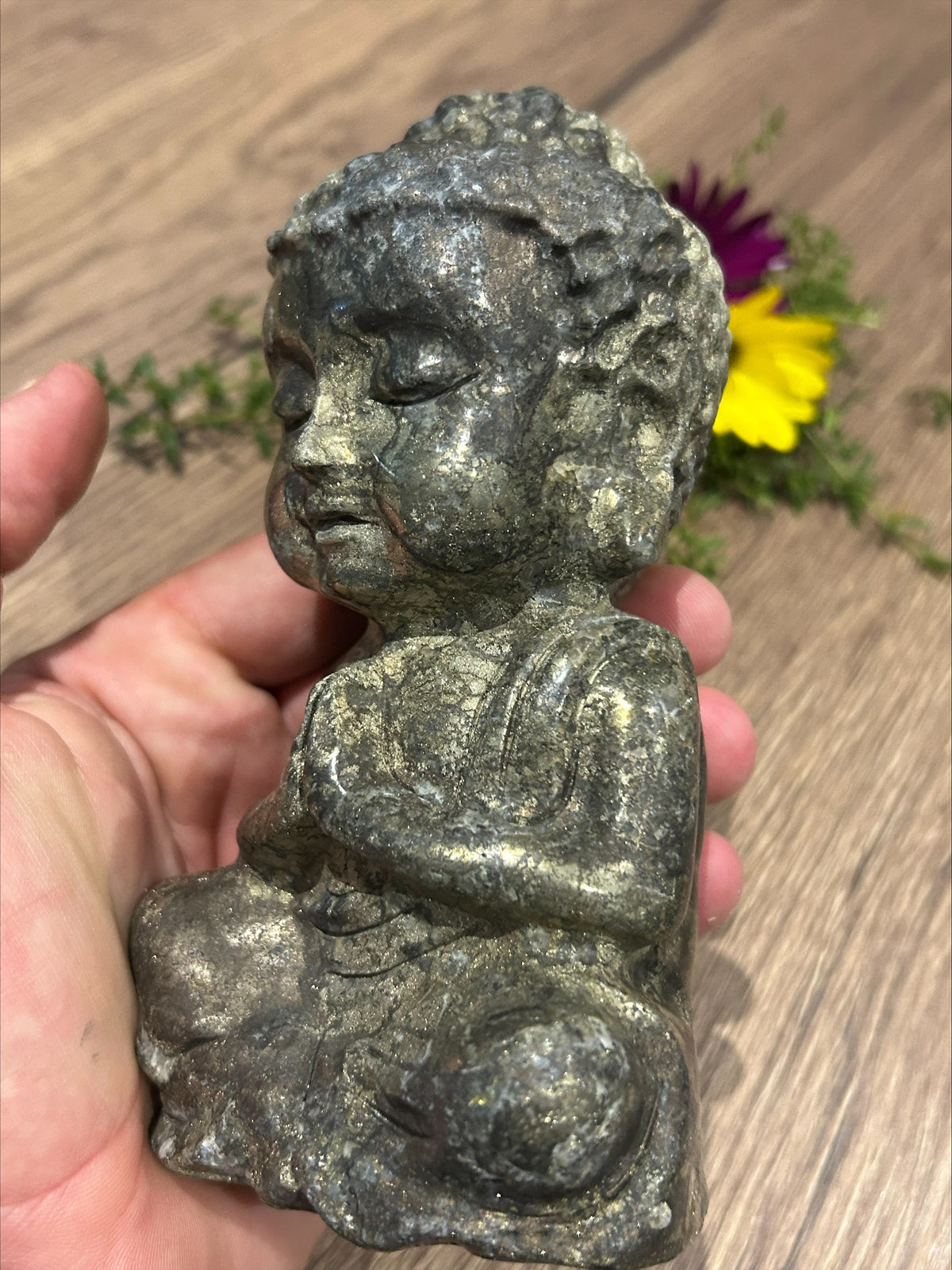 Pyriet uit Peru , Boeddha-sculptuur / standbeeld / Geslepen mineralen / Natuursteen / Feng Shui